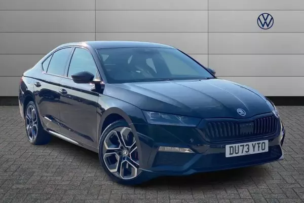 Skoda Octavia 1.4 TSI iV 13kWh vRS DSG Euro 6 (s/s) 5dr