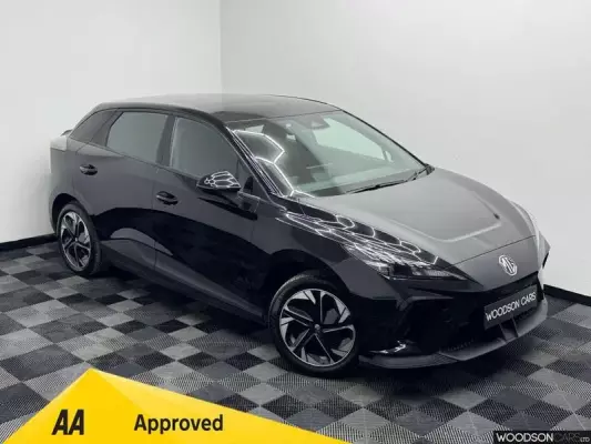 MG MG4 64kWh SE Long Range Auto 5dr