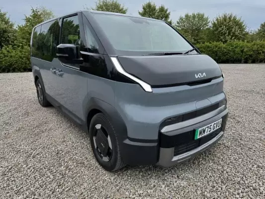 Kia PV5 Long Range 71.2kWh Plus Passenger MPV Auto 5dr (5Seat)