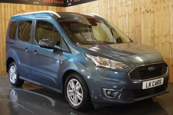 Ford Tourneo Connect 1.5 EcoBlue Titanium Auto Euro 6 (s/s) 5dr