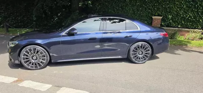 Mercedes-Benz E Class 2.0 E220dh MHEV Exclusive Edition G-Tronic Euro 6 (s/s) 4dr
