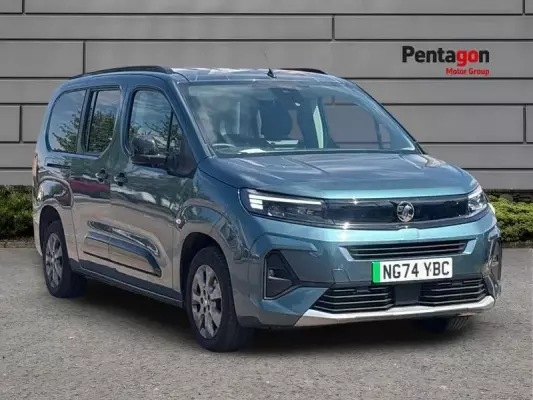 Vauxhall Combo Life Electric 52kWh Ultimate XL MPV Auto 5dr (11kW Charger)