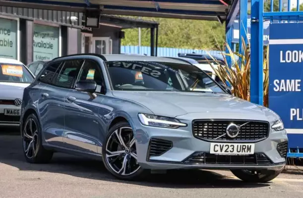 Volvo V60 2.0 T6 Recharge 18.8kWh Plus Auto AWD Euro 6 (s/s) 5dr