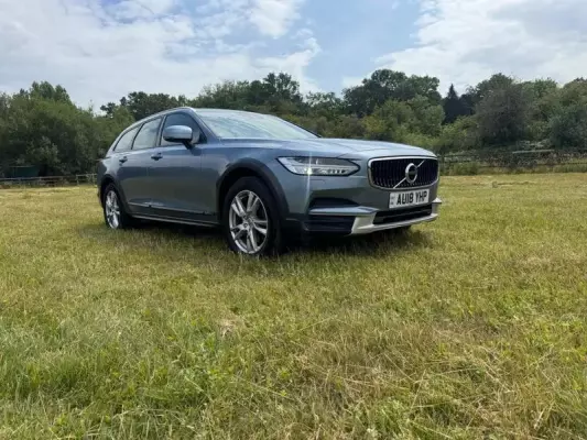 Volvo V90 Cross Country 2.0 D4 Pro Auto AWD Euro 6 (s/s) 5dr