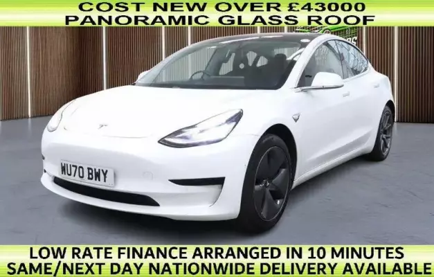 Tesla Model 3 Standard Range Plus Auto RWD 4dr