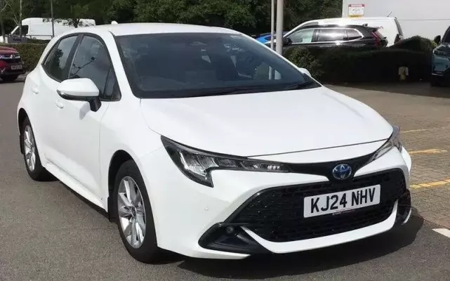 Toyota Corolla 1.8 VVT-h Icon CVT Euro 6 (s/s) 5dr