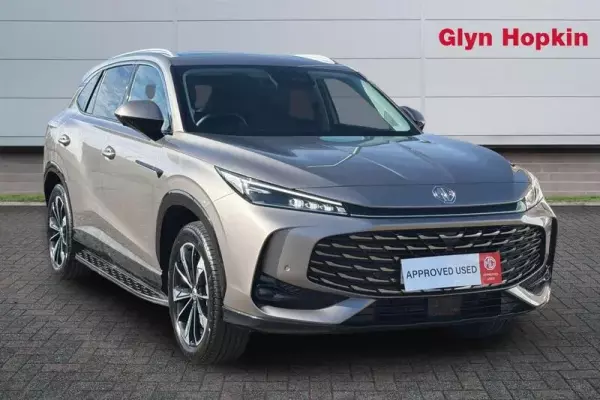 MG MG HS 1.5 T-GDI 24.7kWh Trophy Auto Euro 6 (s/s) 5dr