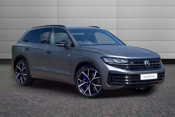 Volkswagen Touareg 3.0 V6 TSI eHybrid 14.3kWh R Final Edition Tiptronic 4Motion Euro 6 (s/s) 5dr