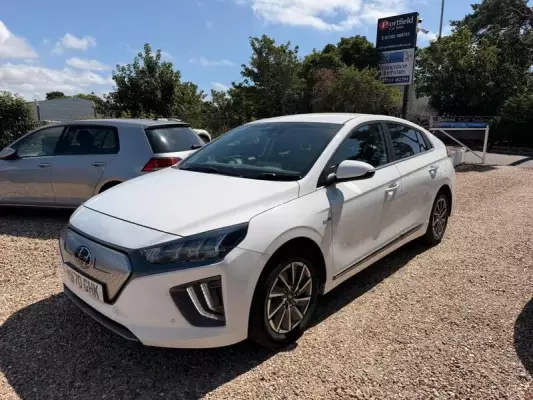 Hyundai IONIQ 38.3kWh Premium SE Auto 5dr