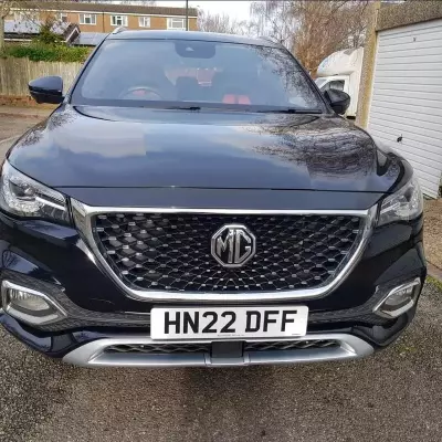 MG MG HS 1.5 T-GDI 16.6kWh Exclusive Auto Euro 6 (s/s) 5dr