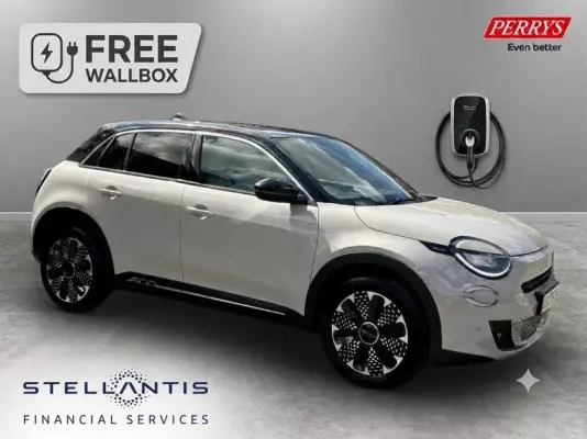 Fiat 600e 54kWh La Prima Auto 5dr