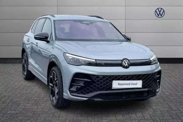 Volkswagen Tiguan 1.5 TSI eHybrid 19.7kWh R-Line DSG Euro 6 (s/s) 5dr