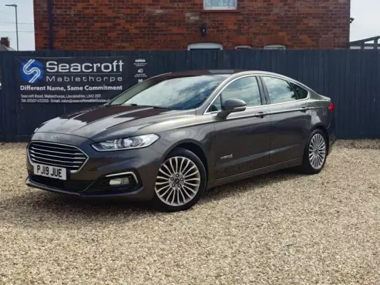 Ford Mondeo 2.0 TiVCT Titanium Edition CVT Euro 6 (s/s) 4dr (18 inch alloys)