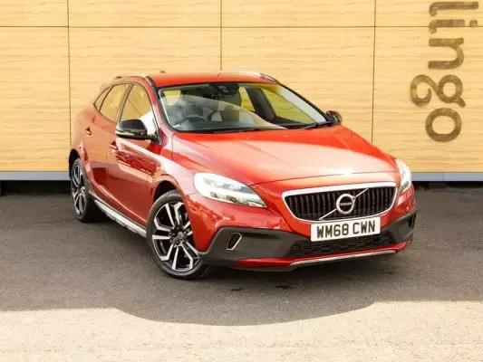 Volvo V40 Cross Country 1.5 T3 GPF Pro Auto Euro 6 (s/s) 5dr
