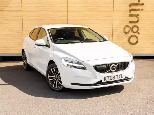 Volvo V40 2.0 T2 GPF Momentum Nav Plus Euro 6 (s/s) 5dr