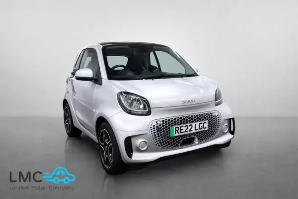 Smart fortwo 17.6kWh Pulse Premium Auto 2dr (22kW Charger)