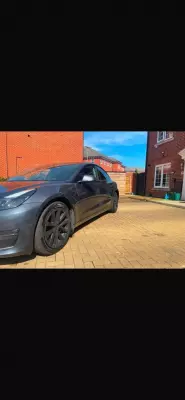 Tesla Model 3 (Dual Motor) Long Range Auto 4WDE 4dr