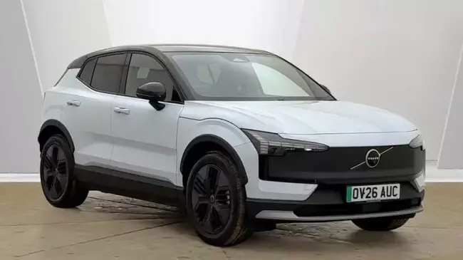 Volvo EX30 Cross Country Twin Performance 69kWh Ultra Auto AWD 5dr