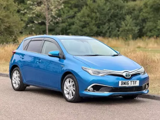 Toyota Auris 1.8 VVT-h Design Touring Sports CVT Euro 6 (s/s) 5dr