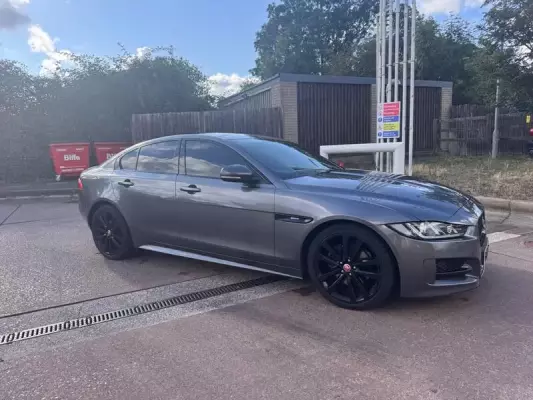 Jaguar XE 2.0d R-Sport Auto Euro 6 (s/s) 4dr
