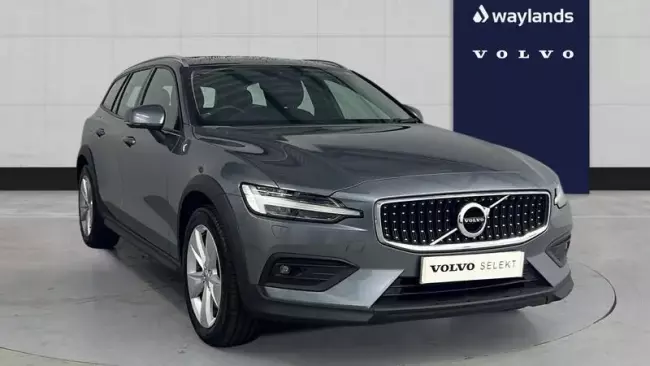 Volvo V60 Cross Country 2.0 D4 Plus Auto AWD Euro 6 (s/s) 5dr