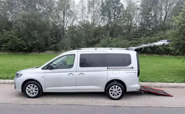 Ford Grand Tourneo Connect 2.0 EcoBlue Titanium Euro 6 (s/s) 5dr