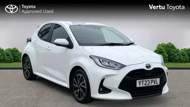 Toyota Yaris 1.5 VVT-h Design E-CVT Euro 6 (s/s) 5dr