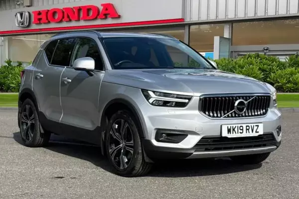 Volvo XC40 2.0 D4 Inscription Pro Auto AWD Euro 6 (s/s) 5dr