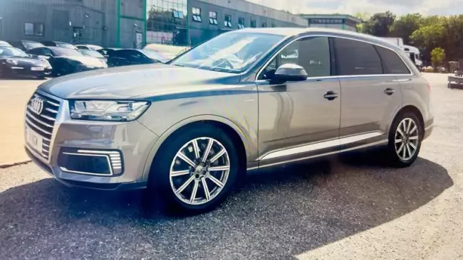 Audi Q7 3.0 TDI V6 e-tron Tiptronic quattro Euro 6 (s/s) 5dr 17.3kWh