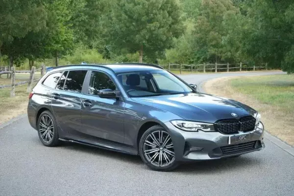 BMW 3 Series 2.0 320d MHT SE Pro Touring Auto Euro 6 (s/s) 5dr
