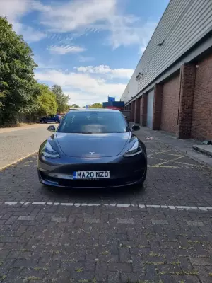 Tesla Model 3 (Dual Motor) Long Range Auto 4WDE 4dr
