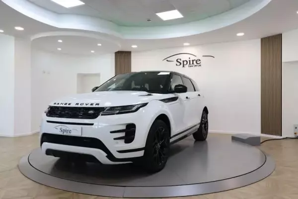 Land Rover Range Rover Evoque 1.5 P300e 12.2kWh R-Dynamic SE Auto 4WD Euro 6 (s/s) 5dr