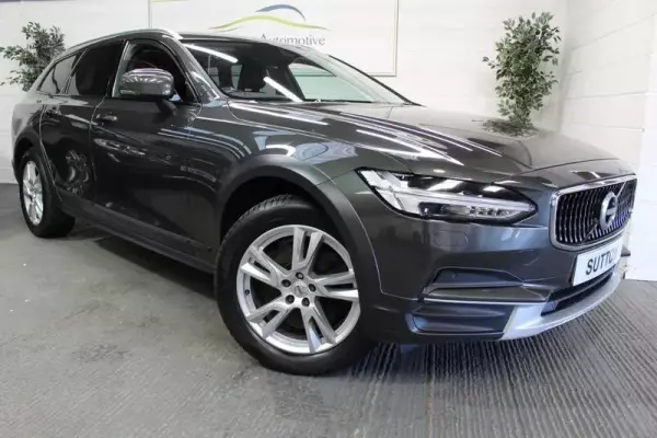 Volvo V90 Cross Country 2.0 D4 Pro Auto AWD Euro 6 (s/s) 5dr