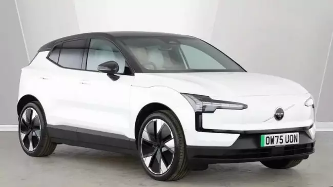 Volvo EX30 Single Motor Extended Range 69kWh Ultra Auto 5dr