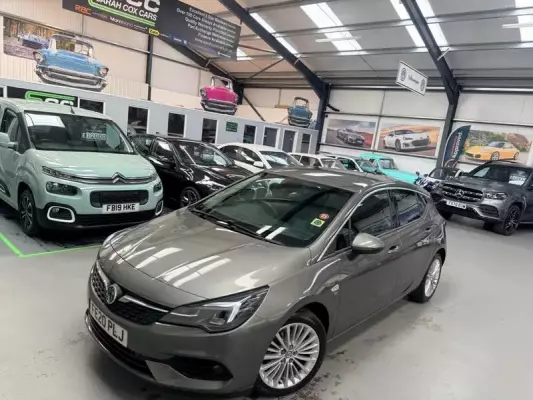 Vauxhall Astra 1.5 Turbo D Elite Nav Euro 6 (s/s) 5dr