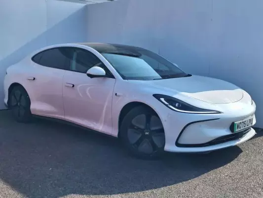 MG MG IM5 75kWh Standard Range Saloon Auto 5dr