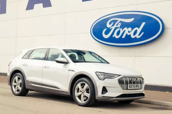 Audi e-tron 50 Technik Auto quattro 5dr 71.2kWh