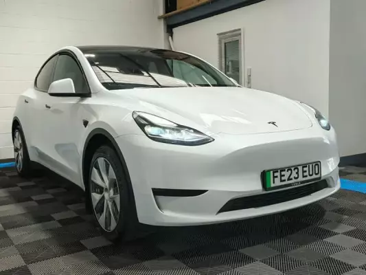 Tesla Model Y Auto RWD 5dr