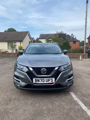 Nissan Qashqai 1.5 dCi N-Connecta Euro 6 (s/s) 5dr
