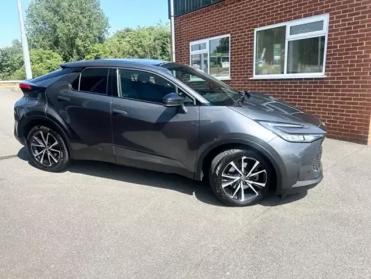 Toyota C-HR 2.0 VVT 13.6kWh Design CVT Euro 6 (s/s) 5dr