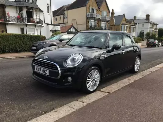 MINI Hatch 1.5 Cooper D Euro 6 (s/s) 5dr
