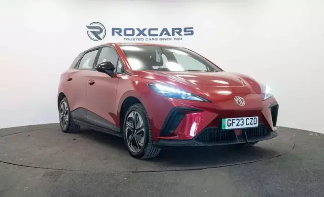 MG MG4 51kWh SE Auto 5dr