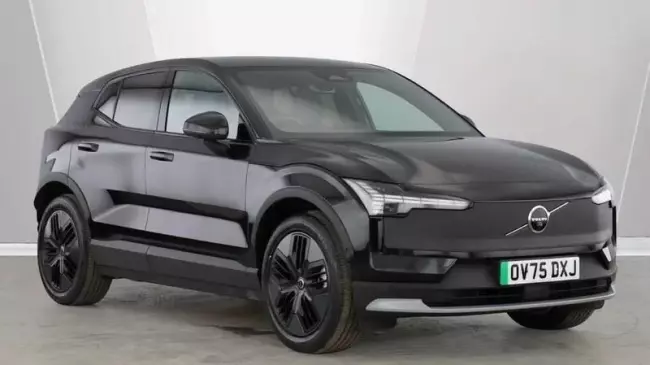 Volvo EX30 Cross Country Twin Performance 69kWh Ultra Auto AWD 5dr