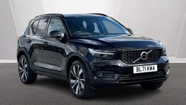 Volvo XC40 1.5h T5 Recharge 10.7kWh Ultimate Dark Auto Euro 6 (s/s) 5dr