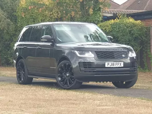 Land Rover Range Rover 2.0 P400e 12.4kWh Vogue Auto 4WD Euro 6 (s/s) 5dr