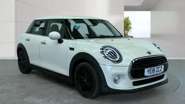 MINI Hatch 1.5 Cooper D Steptronic Euro 6 (s/s) 5dr