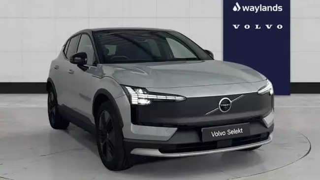 Volvo EX30 Cross Country Twin Performance 69kWh Ultra Auto AWD 5dr