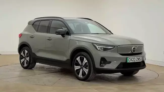 Volvo XC40 Recharge Twin 82kWh Plus Auto AWD 5dr