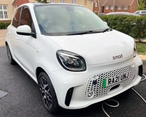 Smart forfour 17.6kWh Exclusive Auto 5dr (22kW Charger)