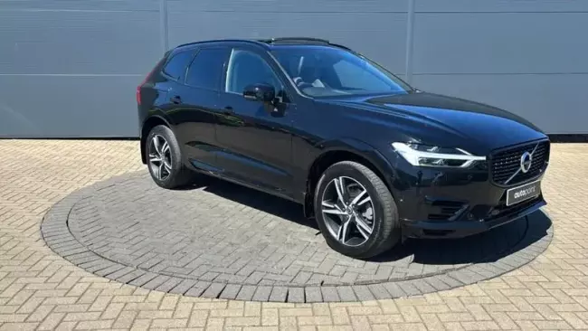 Volvo XC60 2.0h T6 Recharge 11.6kWh R-Design Auto AWD Euro 6 (s/s) 5dr